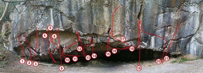 File:Kenelgarth wall up problems.jpg